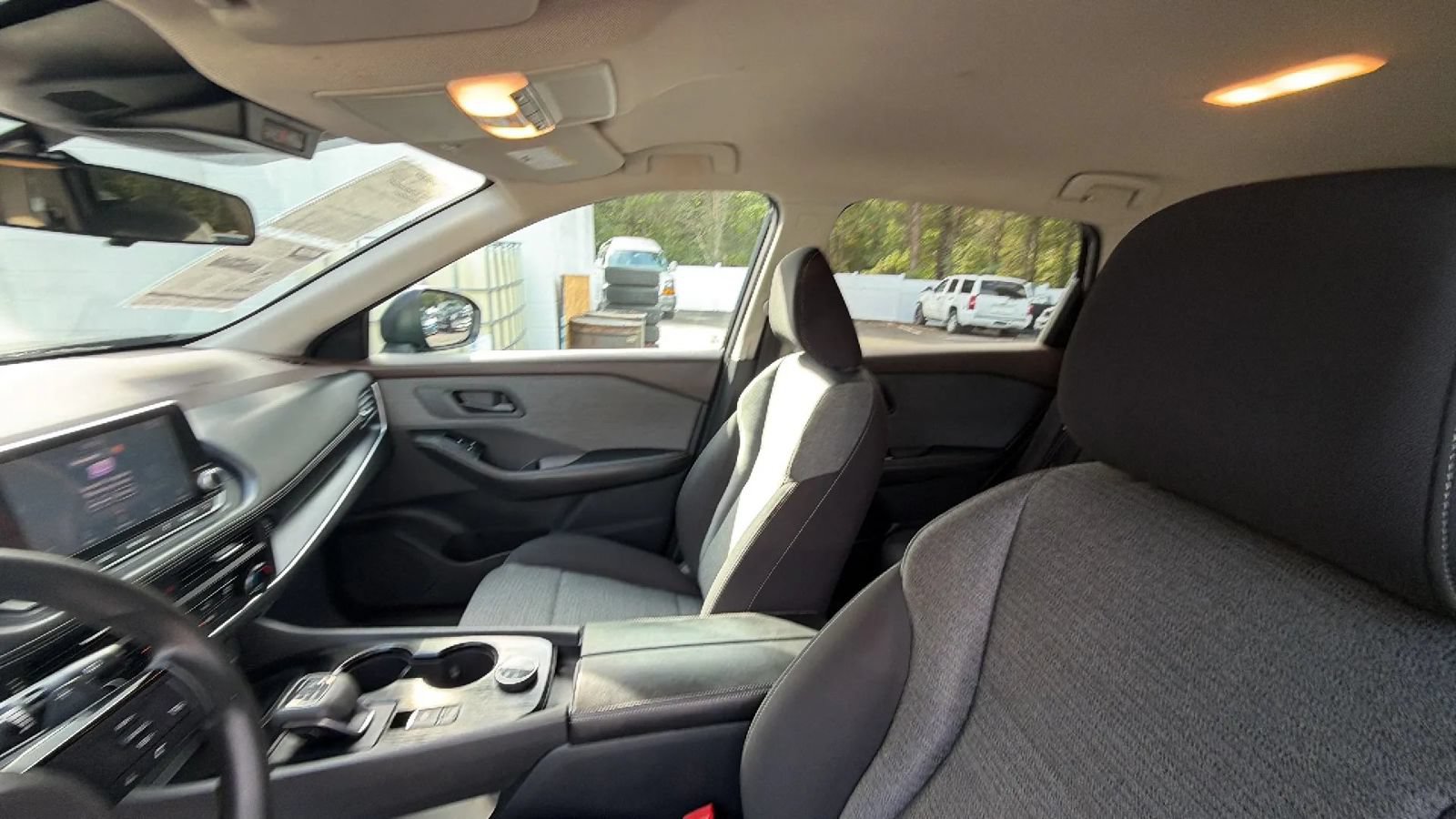 Used 2021 Nissan Rogue S AWD/4WD image 49