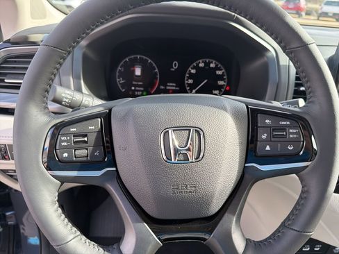 New 2026 Honda Odyssey Elite image 17