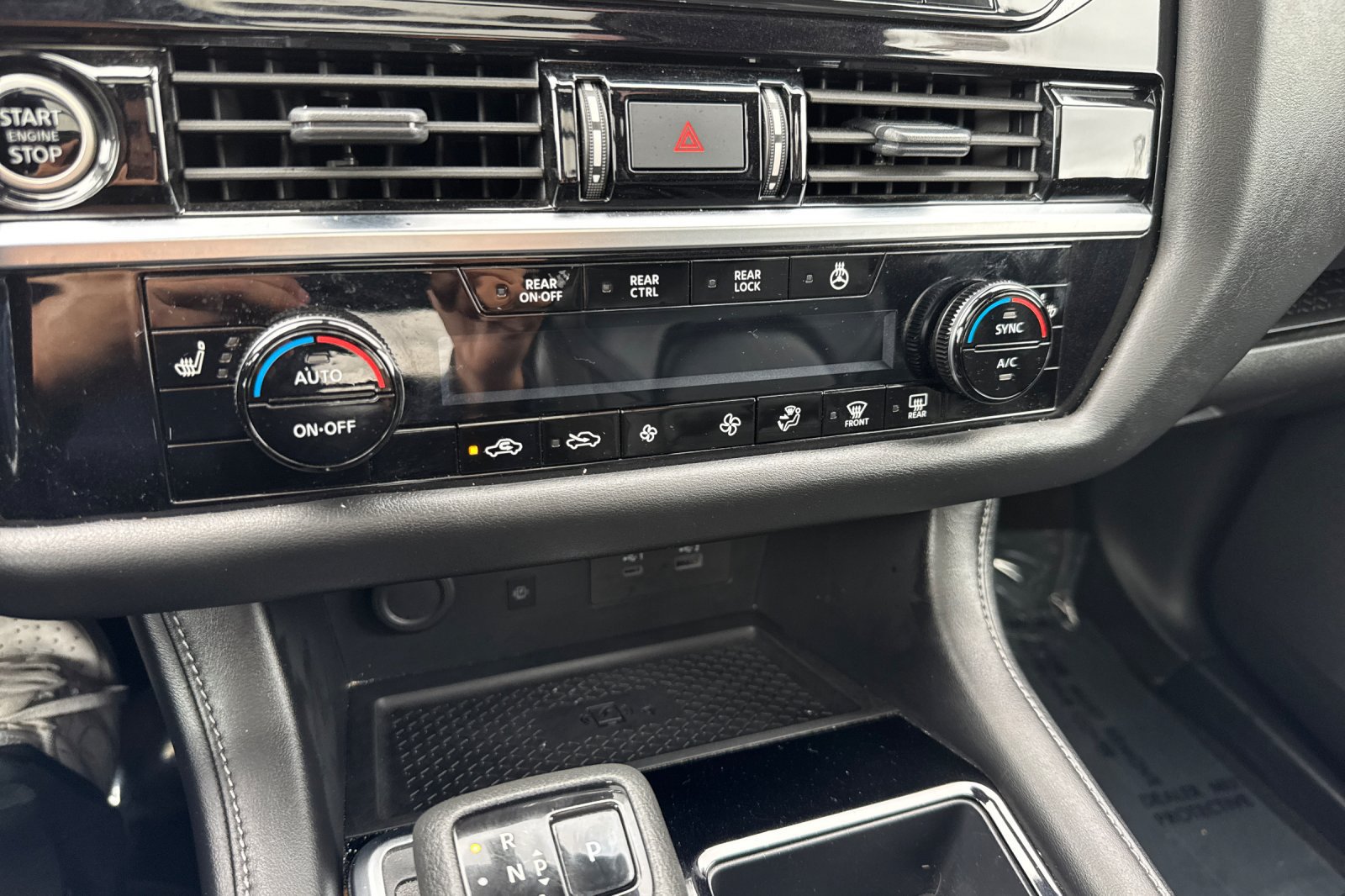 Certified 2023 Nissan Pathfinder SL w/ SL Premium Package FWD image 30
