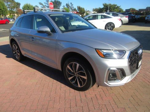Used 2024 Audi Q5 2.0T Premium Plus w/ Premium Plus Package AWD/4WD image 78