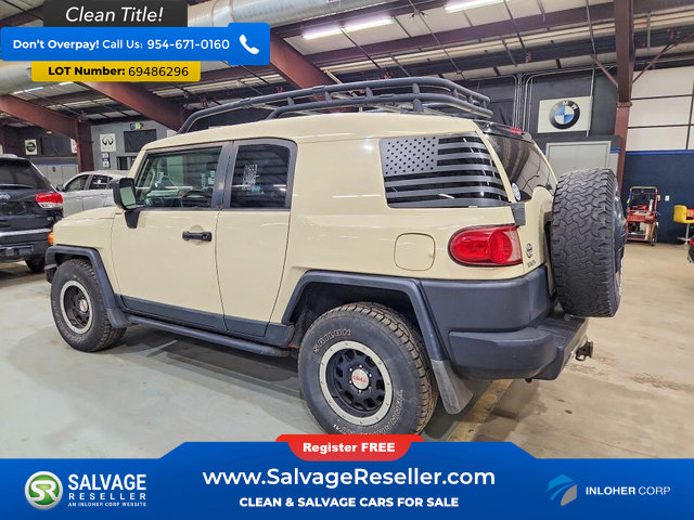 Used 2010 Toyota FJ Cruiser 4WD image 3