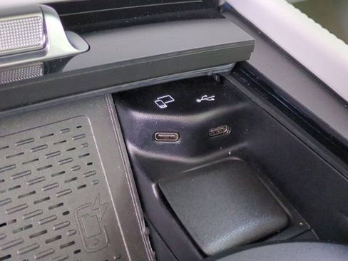 Used 2022 Mercedes-Benz Maybach GLS 600 4MATIC image 22