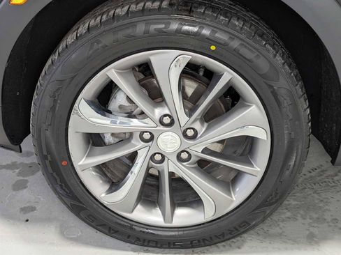 Used 2023 Buick Encore GX Essence w/ Experience Buick Package image 3