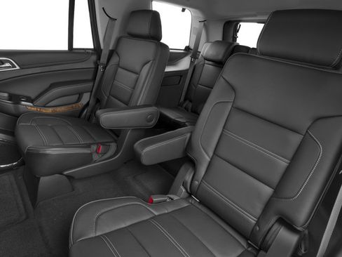 Used 2018 GMC Yukon Denali w/ Enhanced Security Package AWD/4WD image 17