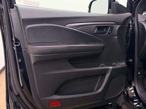 Used 2023 Honda Passport TrailSport image 10