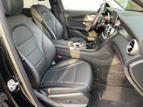 Used 2017 Mercedes-Benz GLC 300 4MATIC image 52