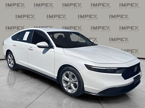Used 2024 Honda Accord LX image 4