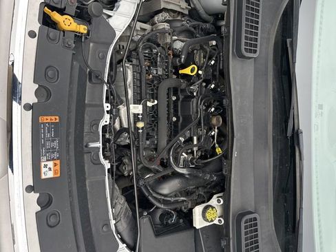 Used 2019 Ford Escape SE image 22