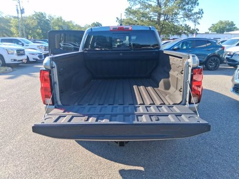 Used 2024 Chevrolet Colorado LT w/ LT Convenience Package AWD/4WD image 23