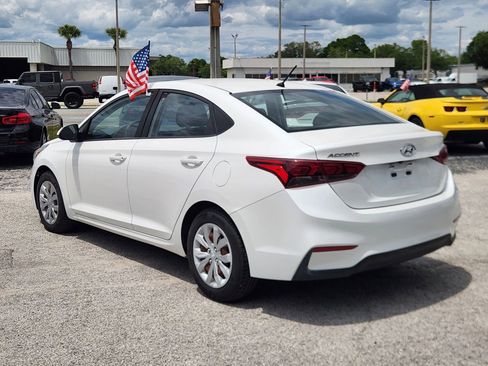 Used 2019 Hyundai Accent SE FWD image 6