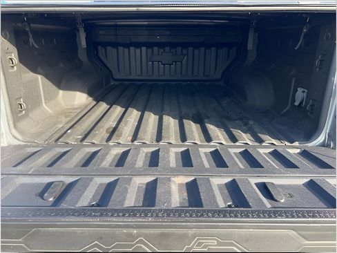 Used 2024 Chevrolet Colorado Z71 w/ Z71 Convenience Package 2 image 33