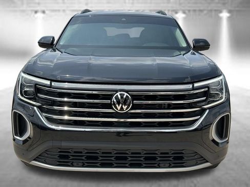 Used 2024 Volkswagen Atlas SE FWD image 8