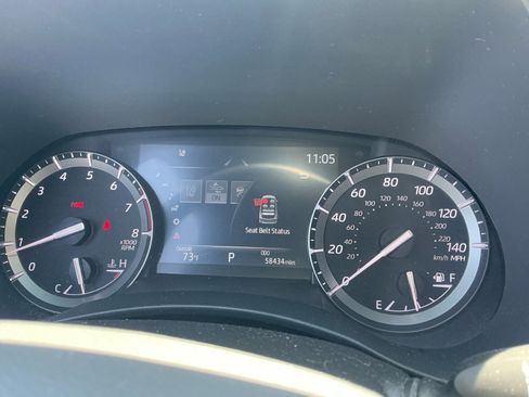 Used 2021 Toyota Highlander XSE AWD/4WD image 10