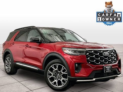 Used 2025 Ford Explorer Platinum w/ Ultimate Package AWD/4WD image 2