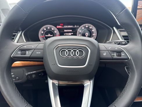 Used 2023 Audi Q5 2.0T Premium Plus w/ Premium Plus Package AWD/4WD image 24