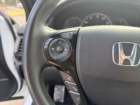Used 2017 Honda Accord Sport image 15