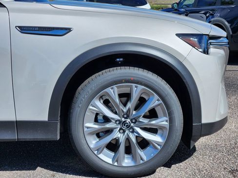 New 2026 MAZDA CX-90 3.3 Turbo w/ Preferred Package AWD/4WD image 29
