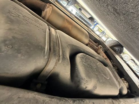 Used 2013 Toyota Sequoia SR5 w/ Premium Pkg RWD image 35
