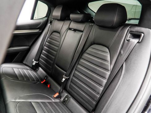 Used 2023 Alfa Romeo Stelvio Veloce image 43