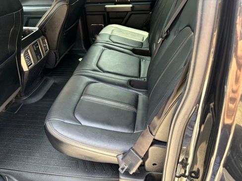 Used 2015 Ford F150 Platinum w/ Equipment Group 701A Luxury AWD/4WD image 13