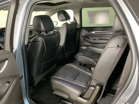 Used 2021 Buick Enclave Avenir w/ Avenir Technology Package AWD/4WD image 33