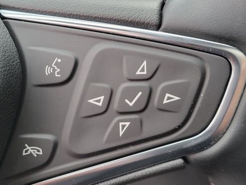 Used 2024 Chevrolet Equinox LT image 15