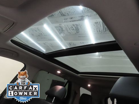 Used 2025 Honda Pilot Touring image 19