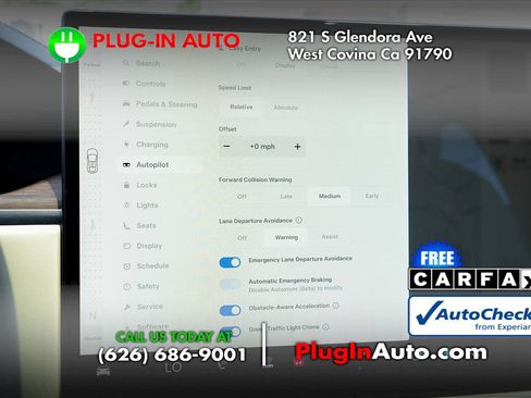 Used 2022 Tesla Model X image 28