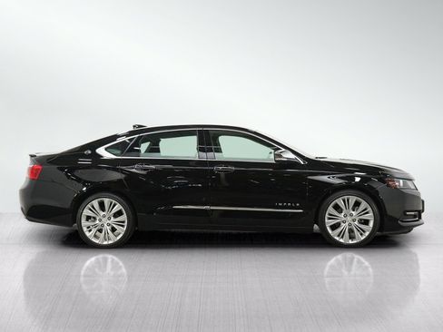 Used 2016 Chevrolet Impala LTZ w/ Enhanced Convenience Package FWD image 6