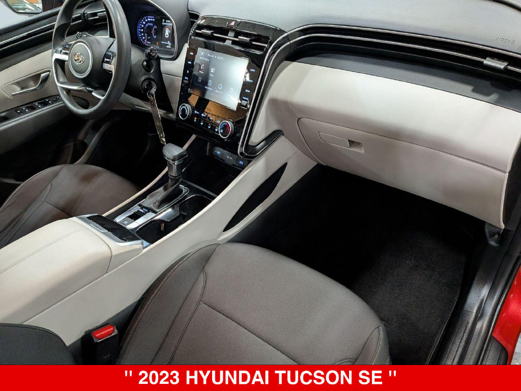 Used 2023 Hyundai Tucson SE AWD/4WD image 34