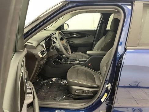 Certified 2022 Chevrolet TrailBlazer LT w/ Convenience Package AWD/4WD image 14