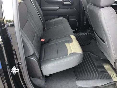 Used 2024 Chevrolet Silverado 1500 LT AWD/4WD image 14