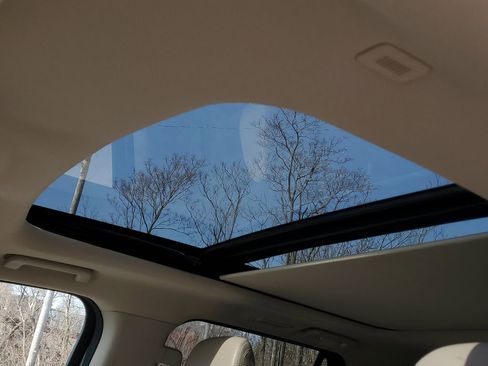 Used 2024 Ford Expedition Max Limited image 9