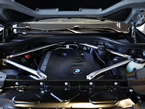 New 2026 BMW X7 xDrive40i w/ M Sport Package image 31