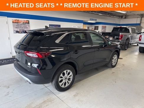 Used 2024 Ford Escape Active AWD/4WD image 2