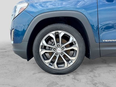 Used 2020 GMC Terrain SLT w/ Preferred Package AWD/4WD image 13