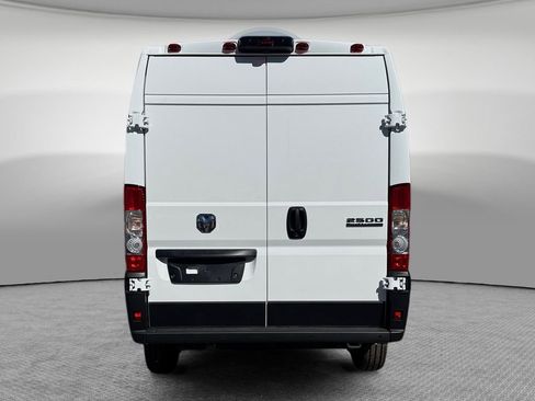 New 2026 RAM ProMaster 2500 w/ Convenience Group FWD image 5