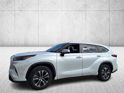 Used 2023 Toyota Highlander L