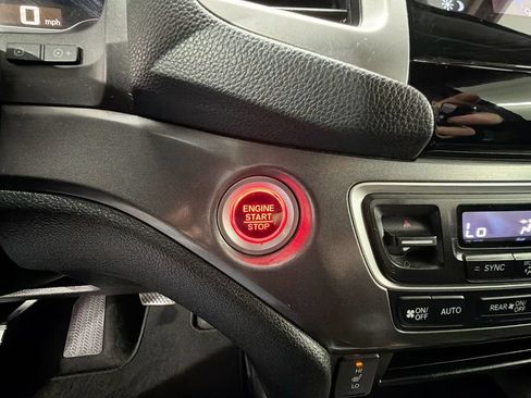 Used 2018 Honda Pilot EX-L image 16