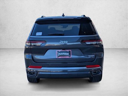 New 2025 Jeep Grand Cherokee L Summit image 7