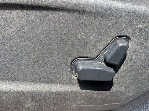Used 2019 Dodge Charger R/T w/ Blacktop Package RWD image 13