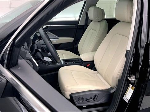 Certified 2024 Audi Q3 2.0T Premium Plus image 25