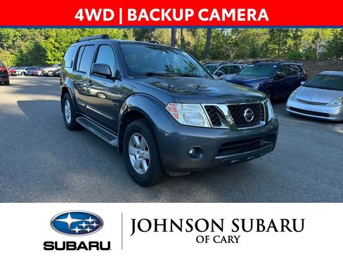 Used 2011 Nissan Pathfinder SV AWD/4WD image 1