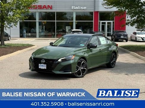 New 2026 Nissan Altima 2.5 SR AWD/4WD image 1