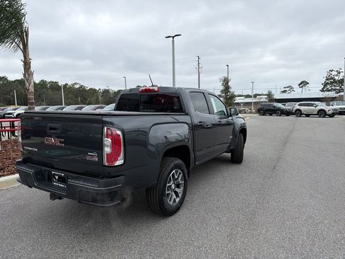 Used 2016 GMC Canyon SLE w/ All Terrain Package image 8