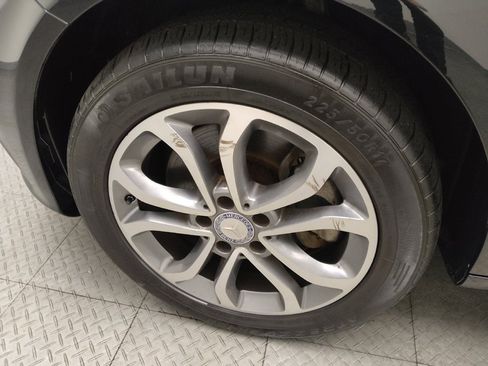 Used 2016 Mercedes-Benz C 300 4MATIC Sedan w/ Premium 1 Package image 31