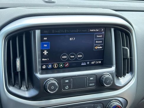 Used 2021 Chevrolet Colorado ZR2 w/ ZR2 Midnight Special Edition AWD/4WD image 12