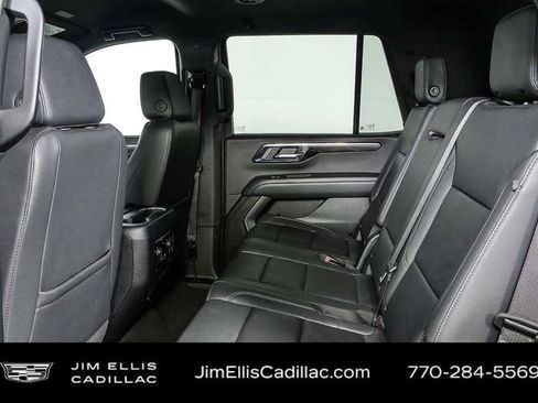 Used 2025 Chevrolet Tahoe LT RWD image 18