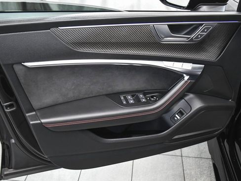 Used 2023 Audi RS 7 Sportback w/ Black Optic Package image 9