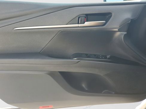 Certified 2025 Toyota Camry SE FWD image 18